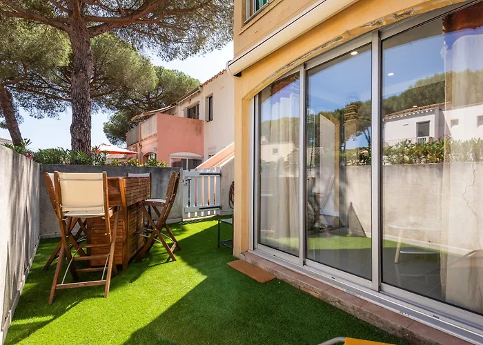 ô Soleil Lumineux Avec Terrasse Dans Le Village Naturiste Hébergement de vacances Agde